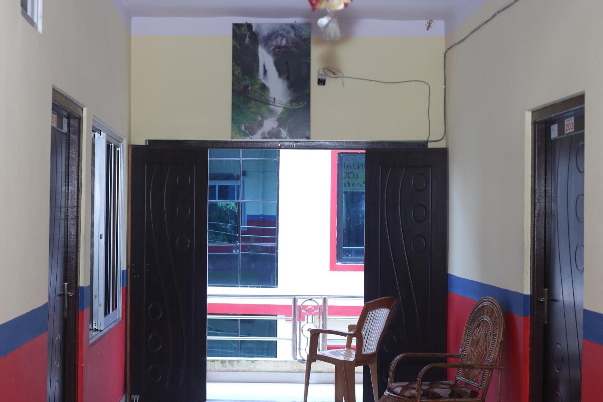 Punjabi Dhaba Lodge & Restaurant 拉明德 外观 照片